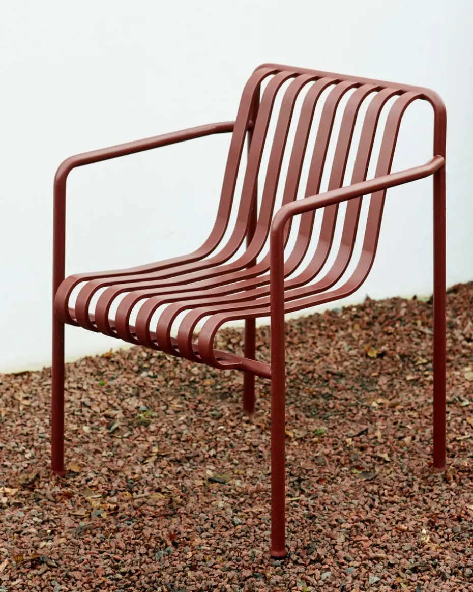 Silla con reposabrazos Palissade Dining, Iron red