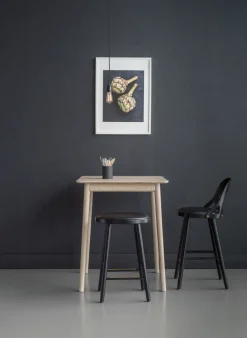 Silla de bar Colibri 63 cm, Roble barniz negro-cojín negro
