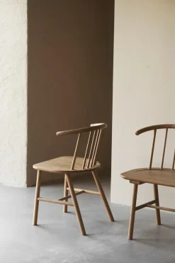 Silla de comedor VIOR, Roble lacado