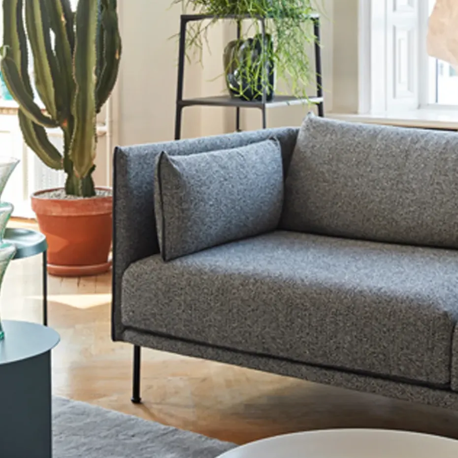Sofá de 3 plazas Silhouette, Patas de roble aceitado cognac