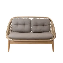 Sofá de 2 plazas String patas de teca, Cane-Line airtouch taupe
