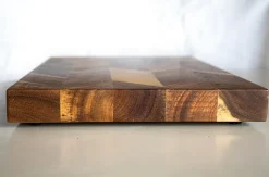 Tabla de cortar con puntos de medición Satake 35,5x23,5 cm, acacia