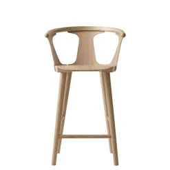Taburete de bar In Between SK7, Roble barnizado claro