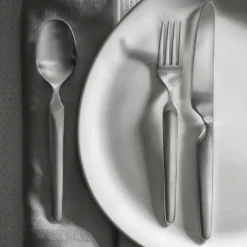 Tenedor de mesa Bergen mate, acero inoxidable