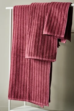 Toalla de baño Drift 70x140 cm, Rosa-rojo