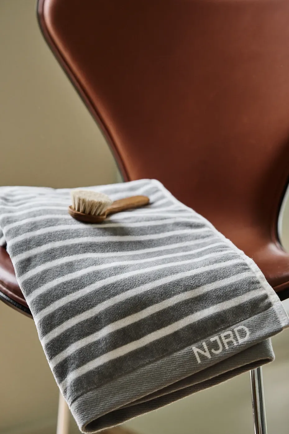 Toalla de baño Stripes 70x140 cm, gris