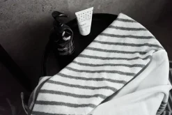 Toalla de baño Stripes 100x150 cm, Gris