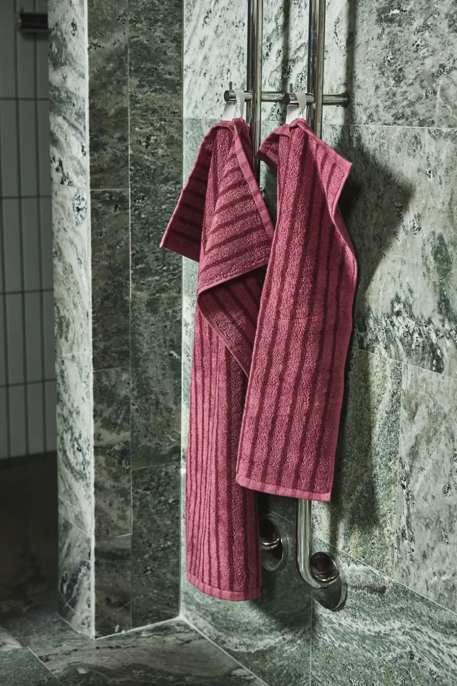 Toalla Drift 50x70 cm, Rosa-rojo