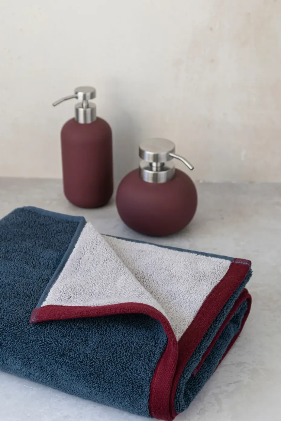 Toalla Soft 70x133 cm, Midnight blue-light grey